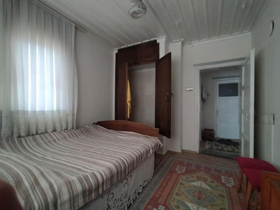 Villa Afyon Kalesi Eteklerinde Bir Yer à Afyonkarahisar Extérieur photo