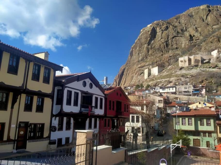 Villa Afyon Kalesi Eteklerinde Bir Yer à Afyonkarahisar Extérieur photo