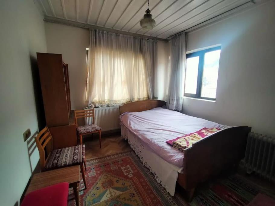 Villa Afyon Kalesi Eteklerinde Bir Yer à Afyonkarahisar Extérieur photo